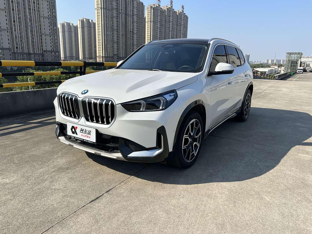 BMWX1 2024 sDrive25Li X Design Package