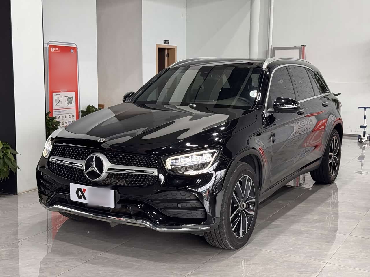Mercedes-BenzGLC 2021 GLC 260 L 4MATIC Luxury