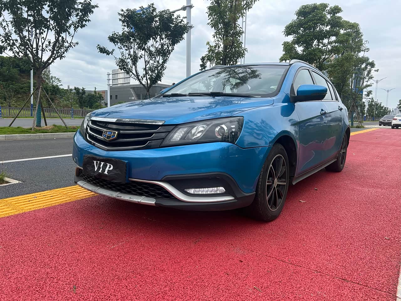 Emgrand 2016 Hatchback RS 1.5L CVT
