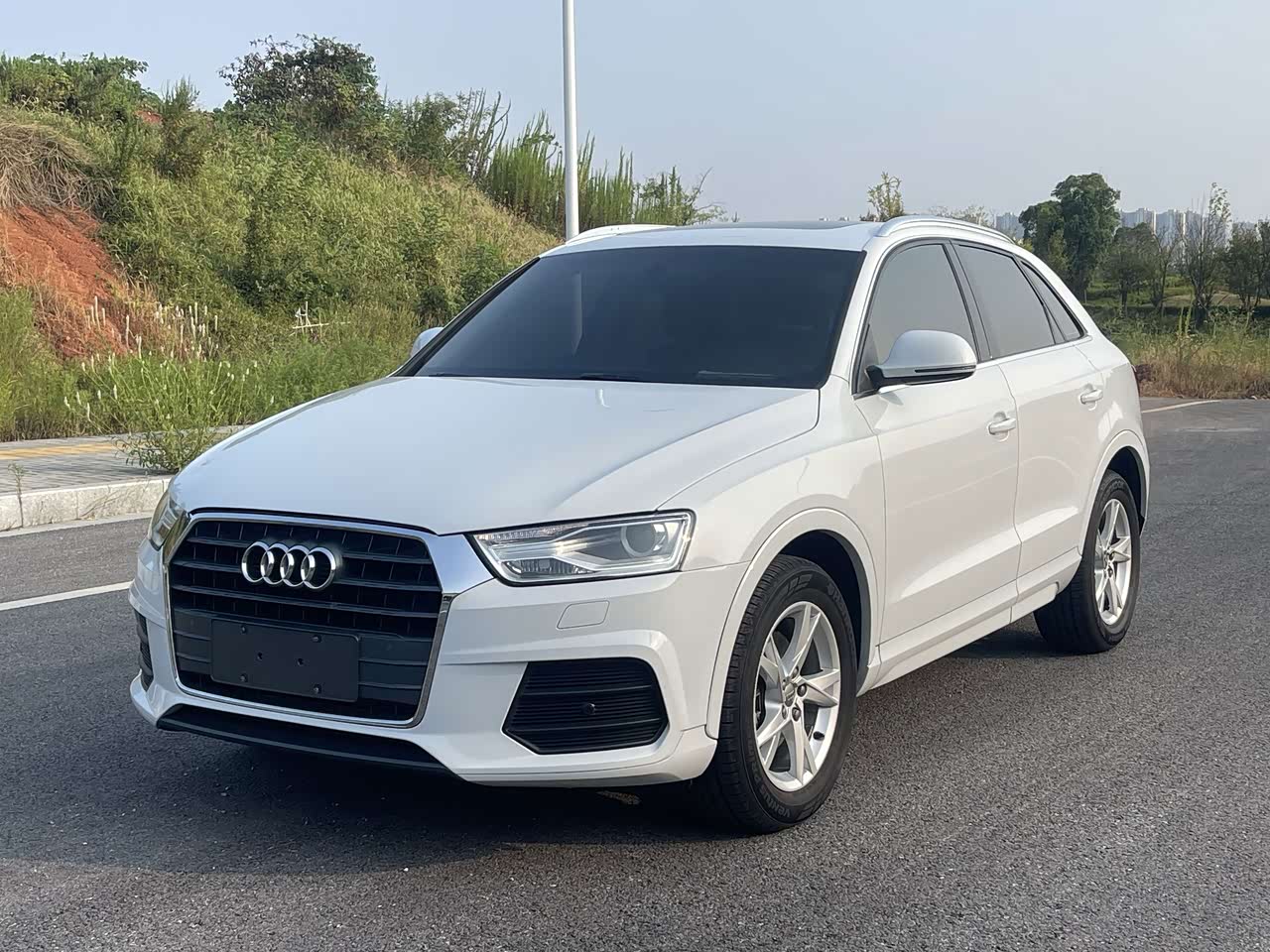 AudiQ3 2017 35 TFSI Fashion