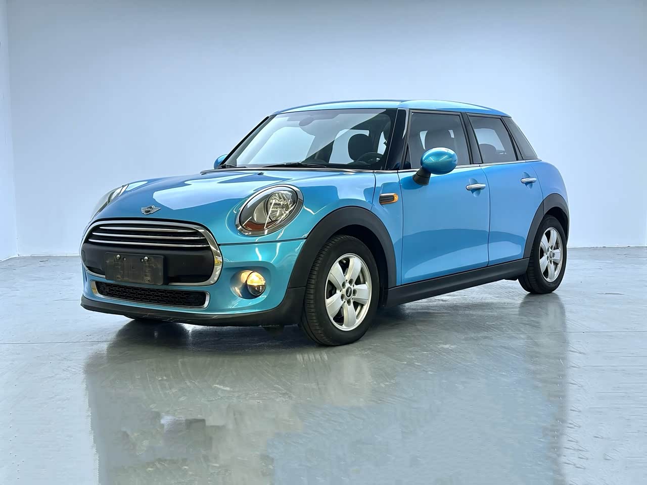 2015 1.2T ONE 5-Door