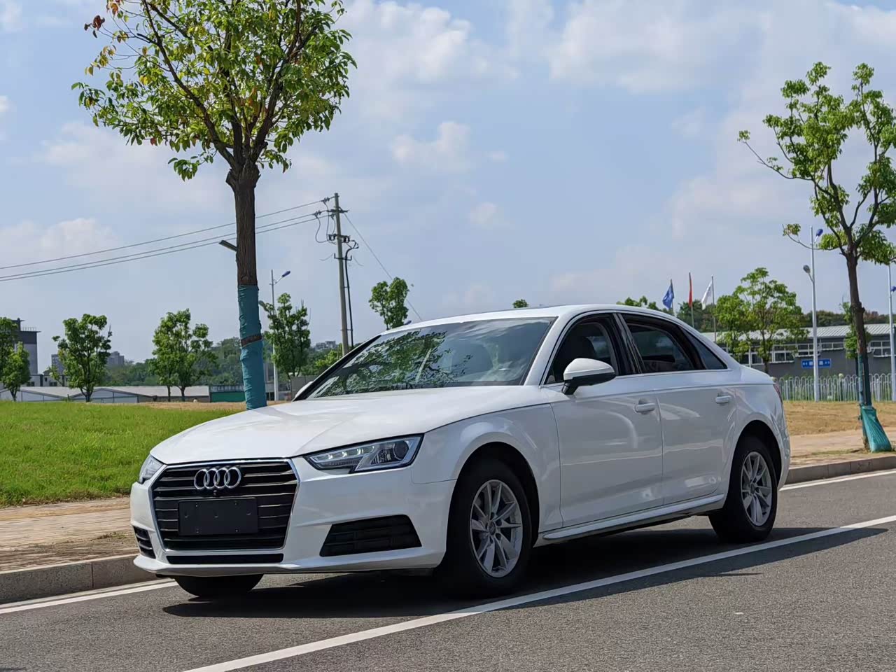 AudiA4L 2017 40 TFSI Progressive