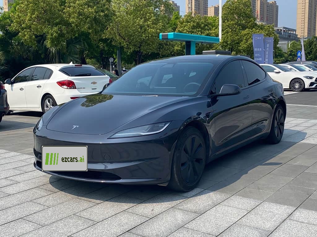 Model 3 2023 RWD