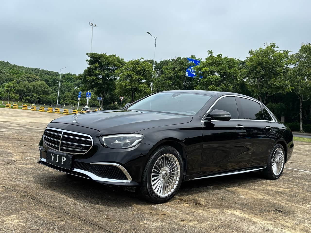 Mercedes-BenzE-Class 2021 E 260 L Sport