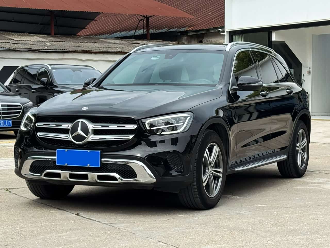 Mercedes-BenzGLC 2021 GLC 260 L 4MATIC Dynamic