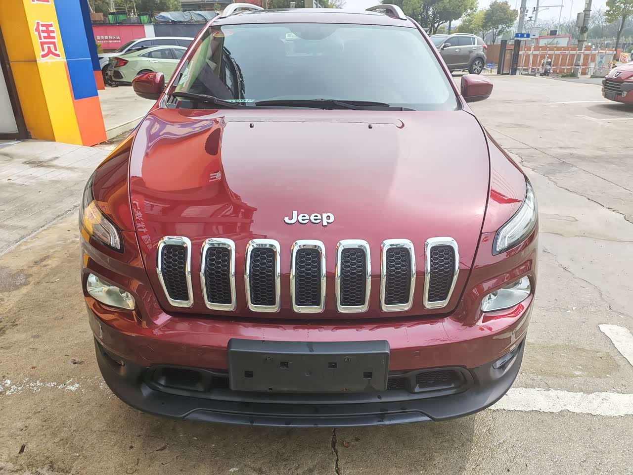 Cherokee 2016 2.4L Leading