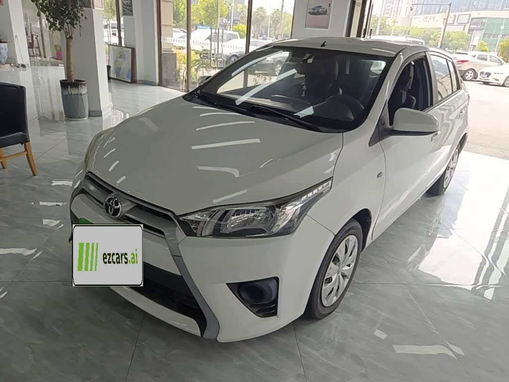 YARiS L 2015 1.5E AT