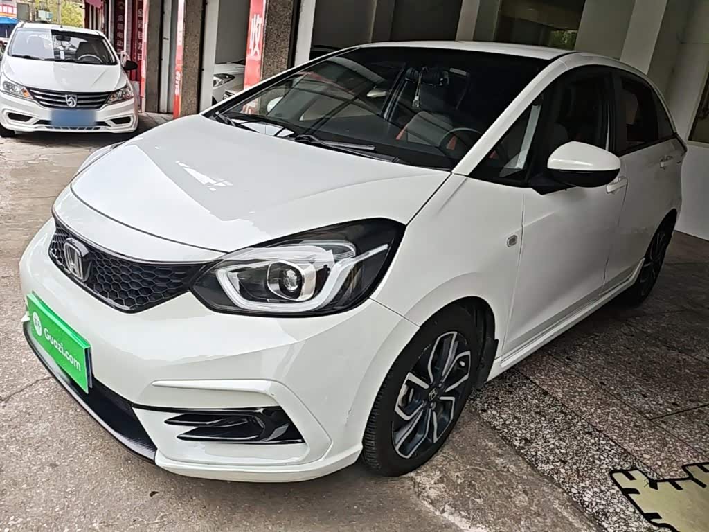 LIFE 2021 1.5L CVT SPORT Heartbeat