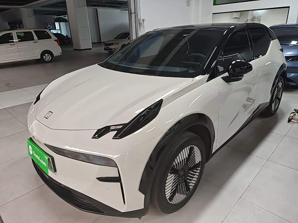 X 2023 AWD YOU 5-Seater