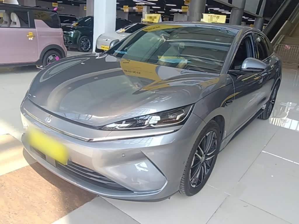 Qin L 2025 EV 545KM Excellence
