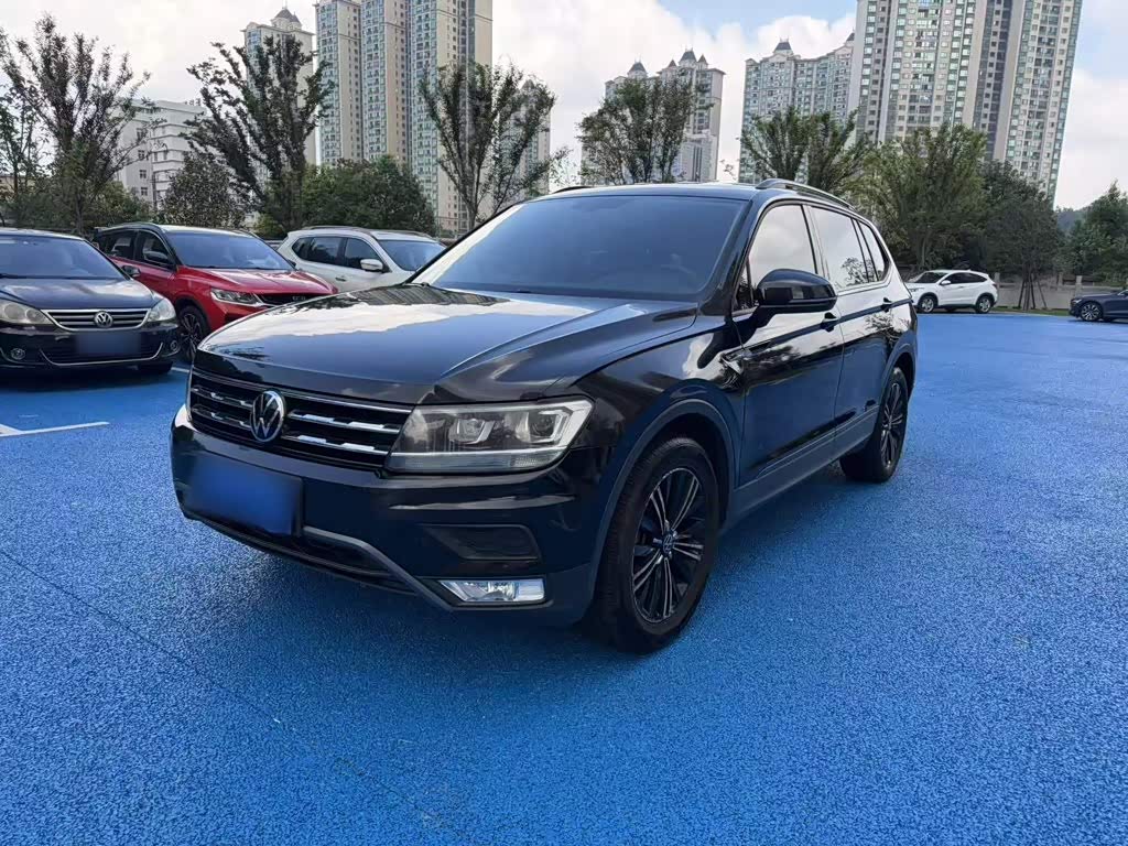 Tiguan L 2021 330TSI AT RWD Comfort