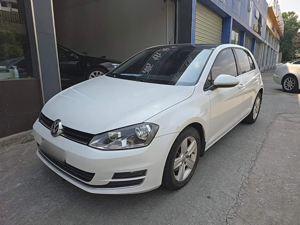 Golf 2016 230TSI AT Comfort