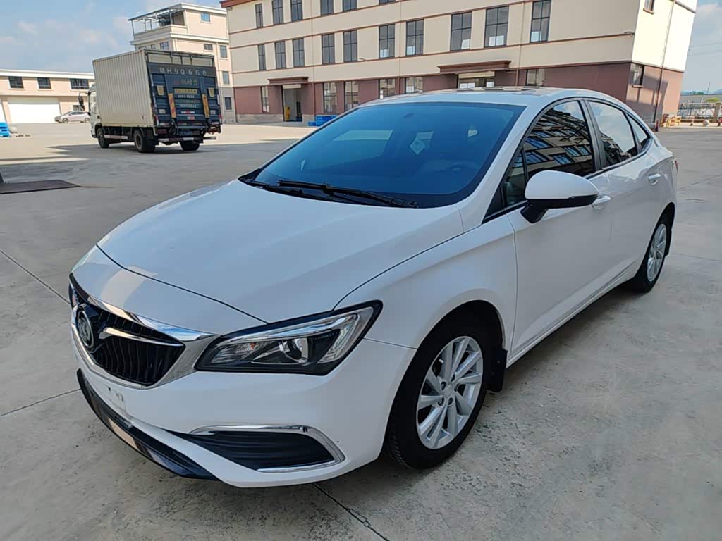 Verano 2018 Sedan 15S AT Leading