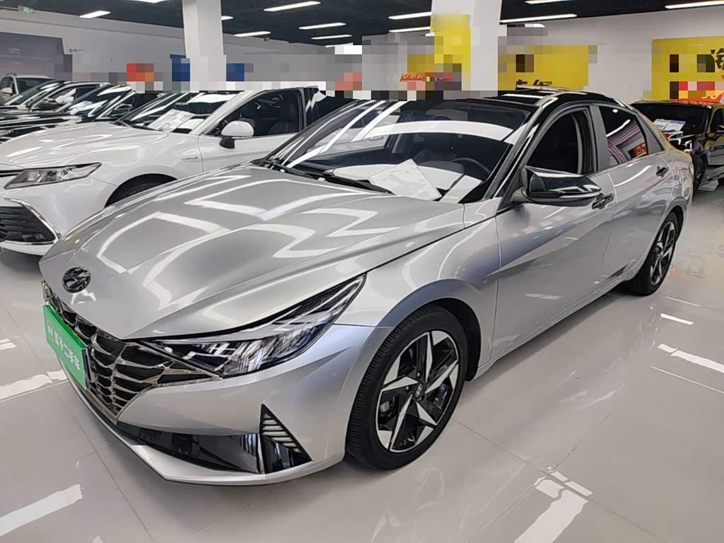 Elantra 2022 1.5L CVT LUX Premium