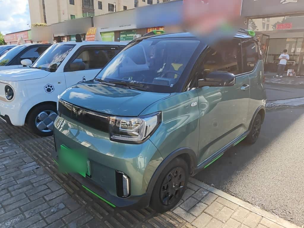Hongguang MINIEV 2022 GAMEBOY 200km LFP