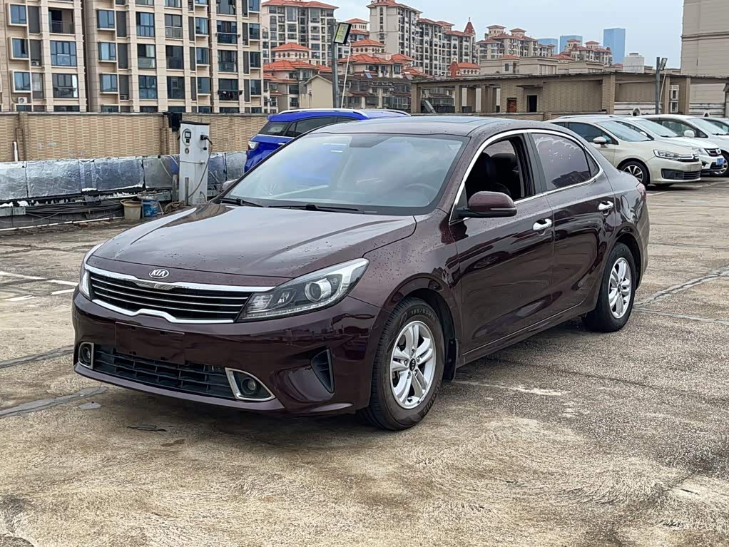 Forte 2018 1.6L MT Smart Value