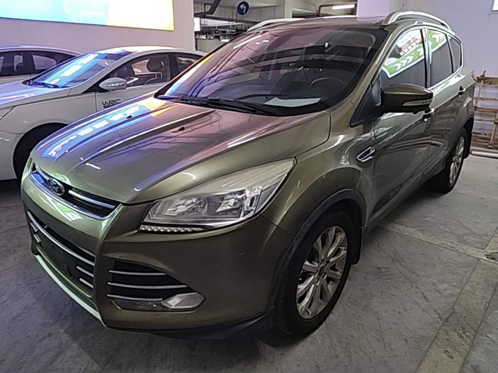 Kuga 2015 1.5L GTDi RWD
