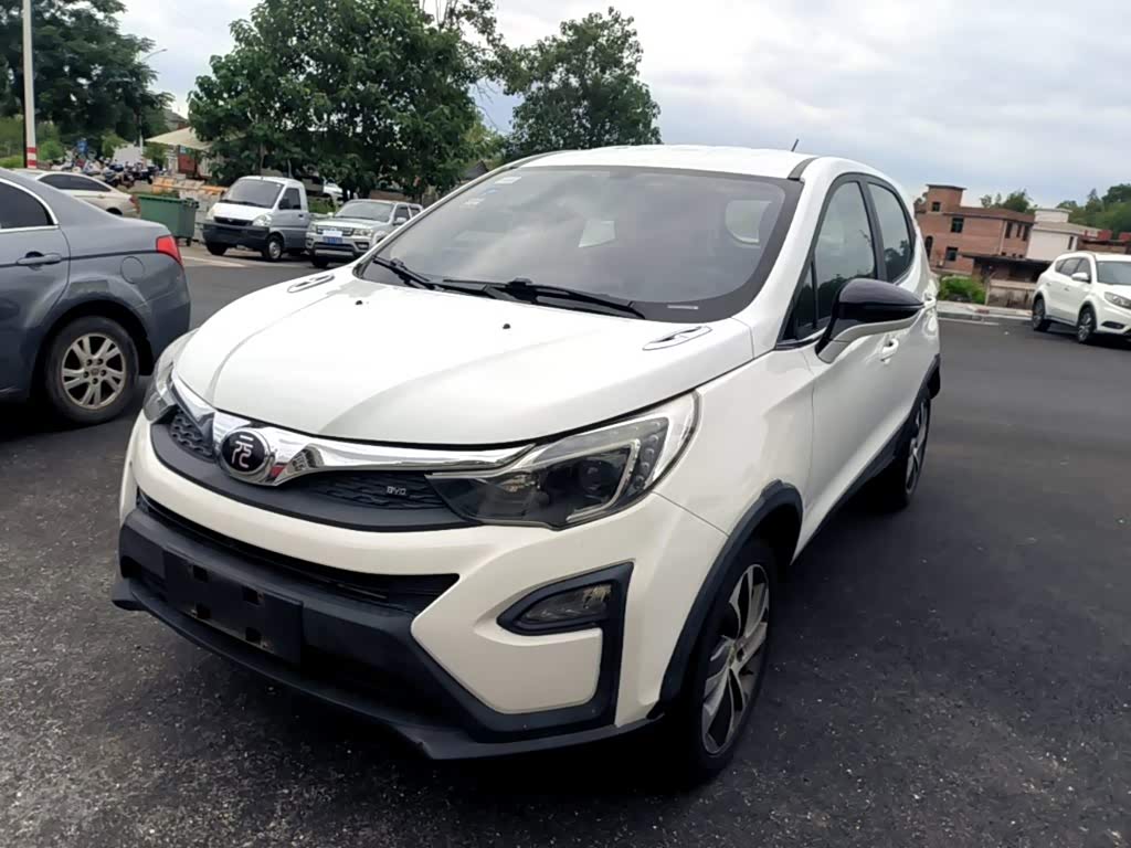 Yuan 2017 1.5L AT