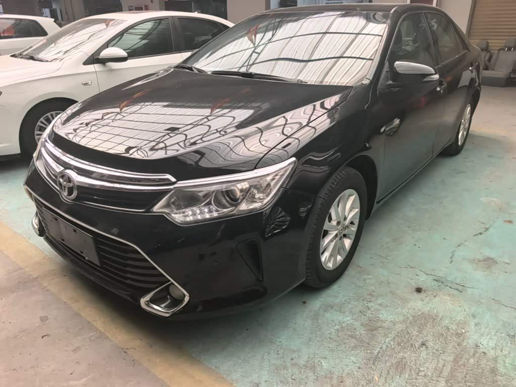 Camry 2016 2.0G Leading