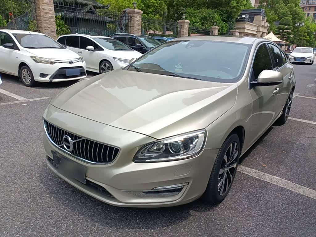 S60 2021 T4 Luxury