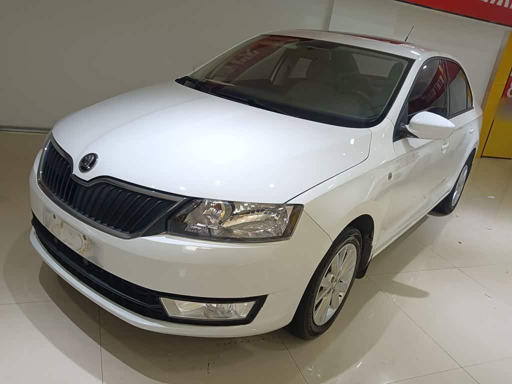 Rapid 2016 1.6L AT