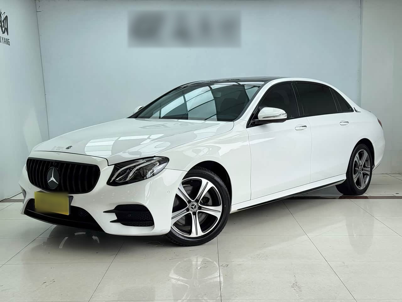 Mercedes-BenzE-Class 2016 E 200 L Sport