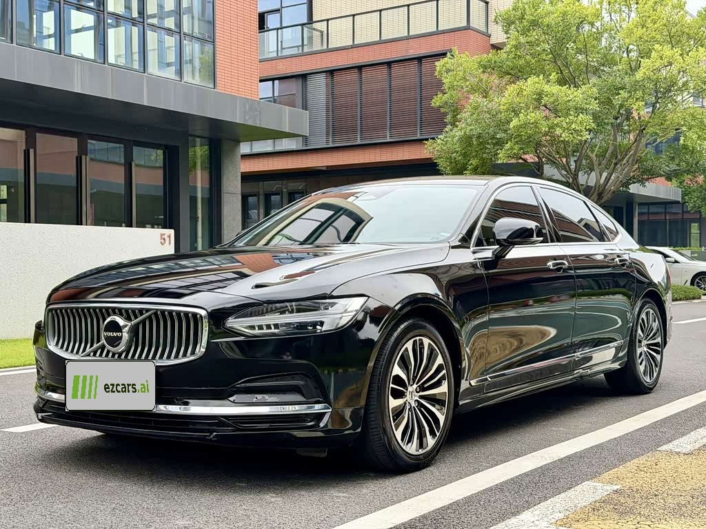 S90 2023 B5 Luxury