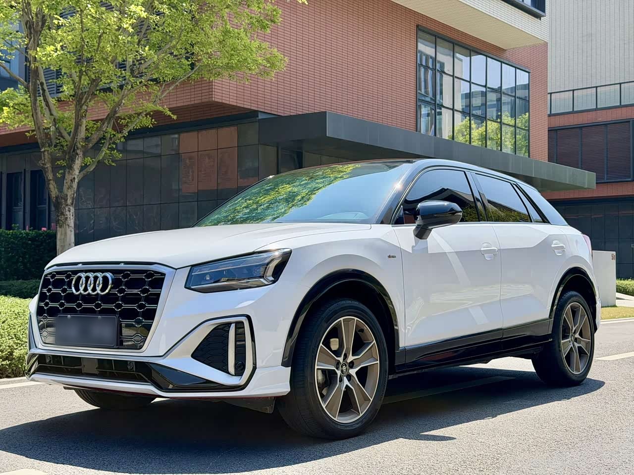 AudiQ2L 2022 35 TFSI Luxury Dynamic