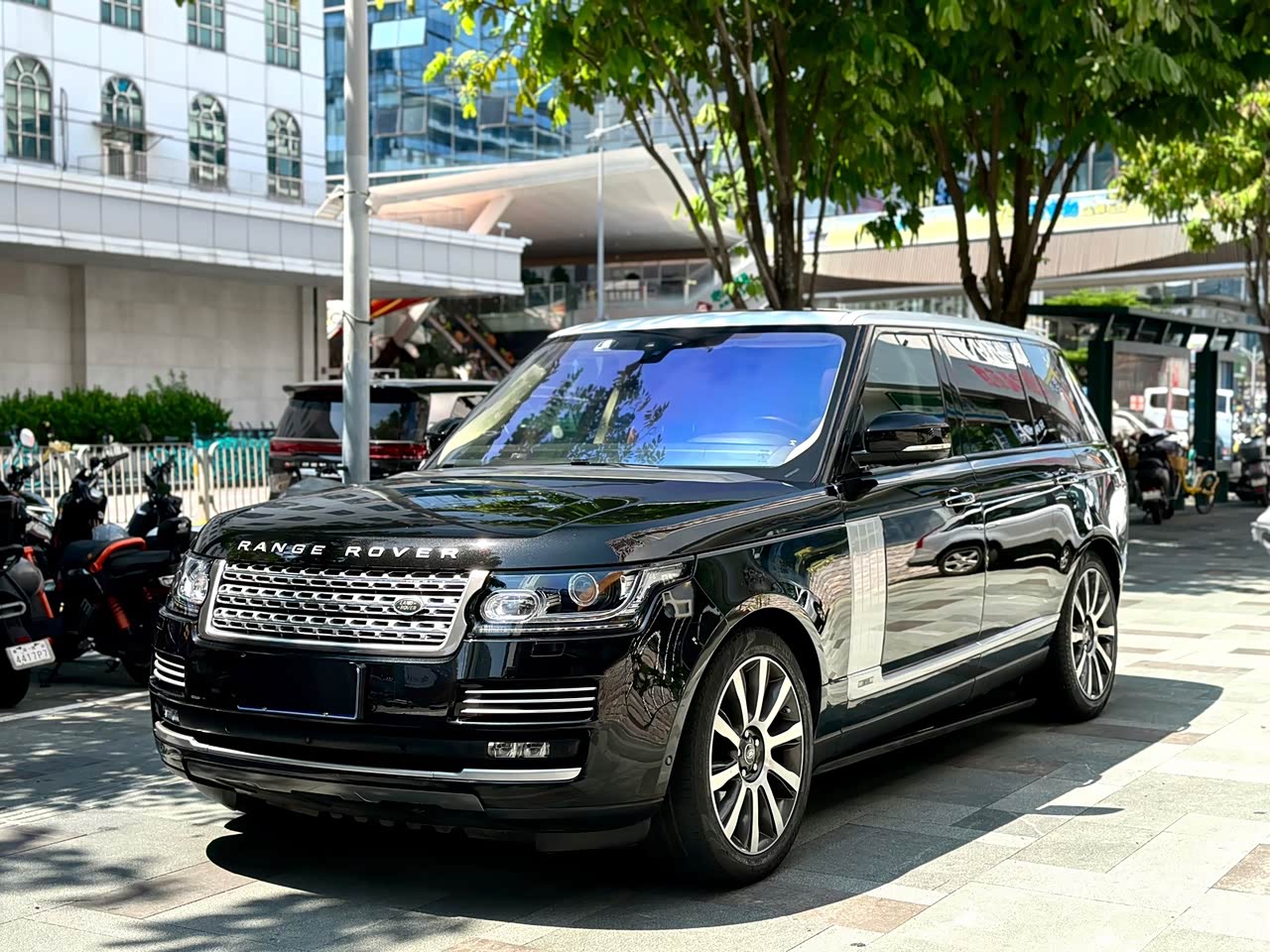 Range Rover 2017 5.0 SC V8 AB Founder Extended