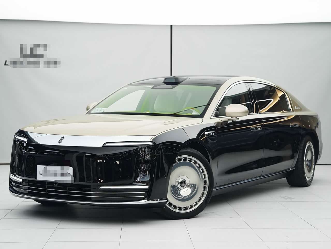 S800 2025 EREV Starlight Executive 4-Seater 192-Line LiDAR
