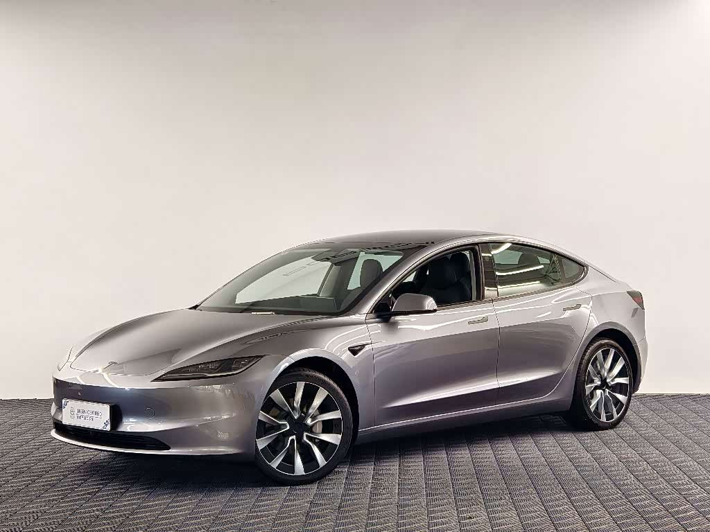 Model 3 2025 RWD