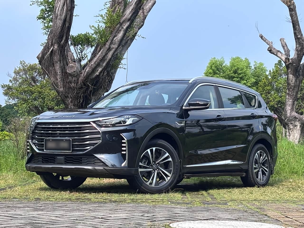 X70 PLUS 2021 1.5T MT 7-Seater