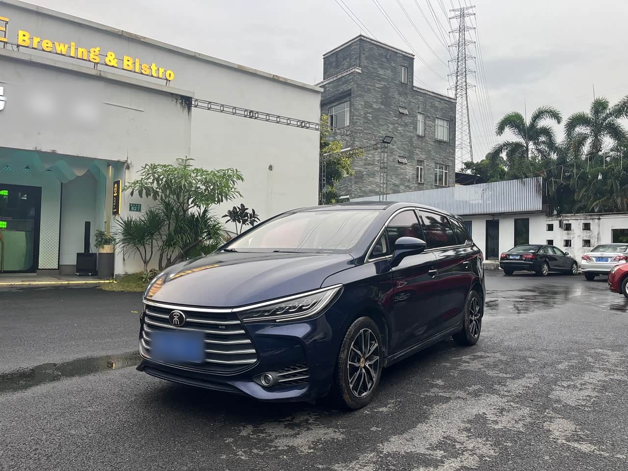 Song MAX 2017 1.5T AT Connected Luxury 7-Seater