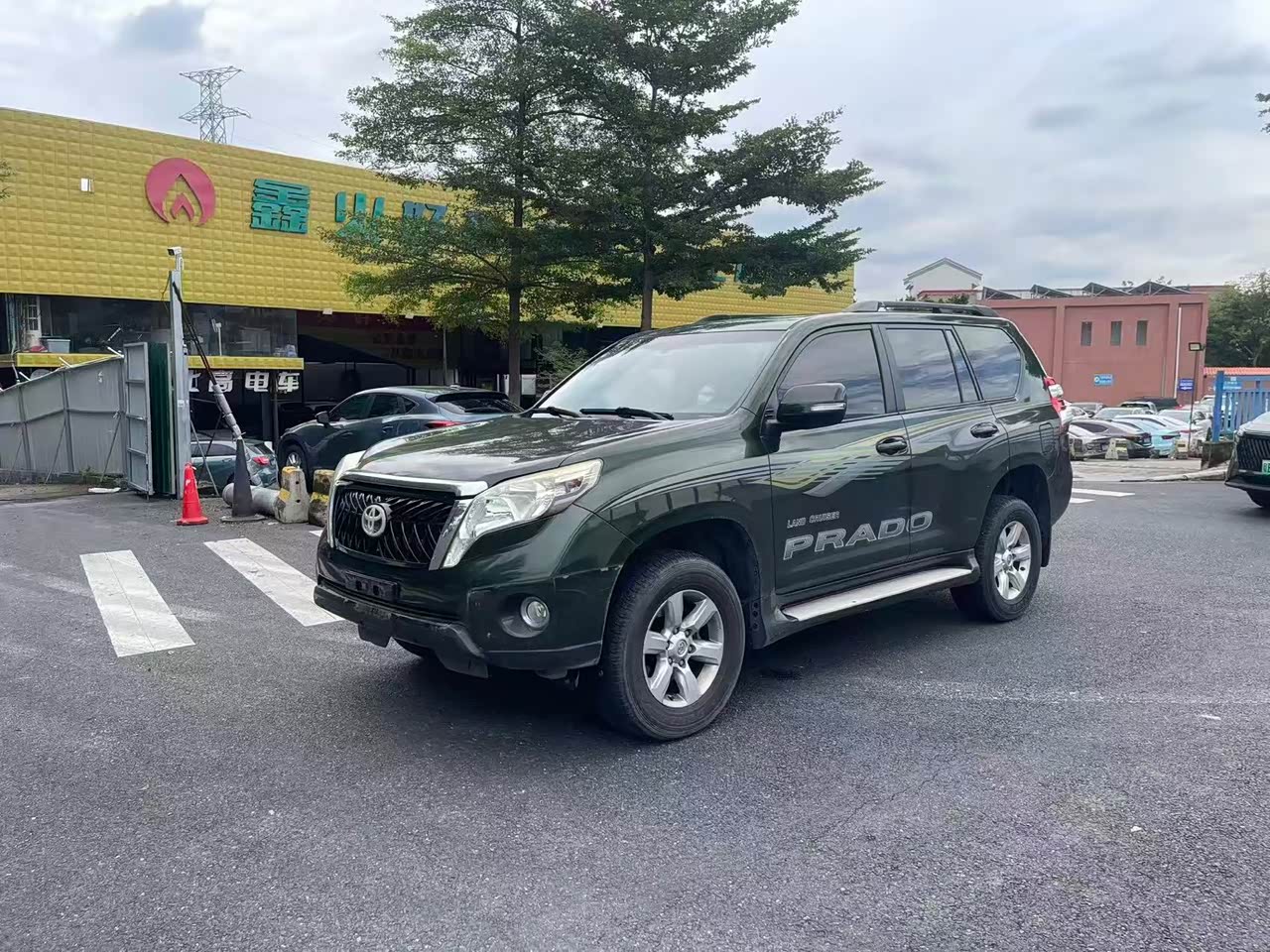 Prado 2016 2.7L AT Standard