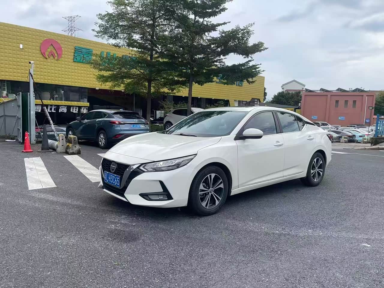 Sylphy 2022 1.6L XL CVT Enjoy