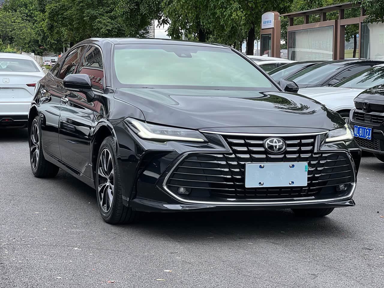 Avalon 2023 2.0L Luxury