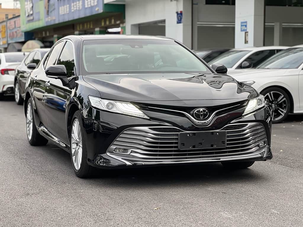 Camry 2018 2.5G Luxury