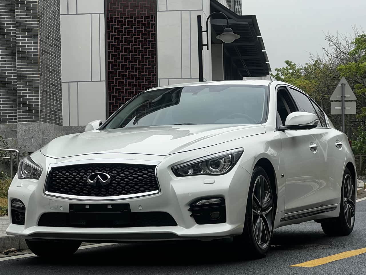 Q50L 2016 2.0T Luxury Sport