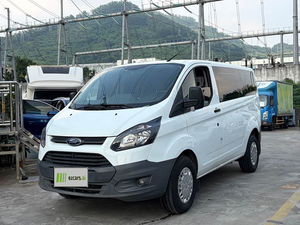 Transit 2019 2.0T Diesel Short Wheelbase 7-Seater China VI