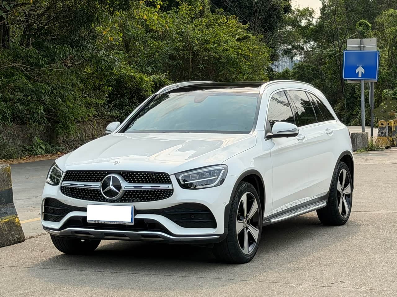Mercedes-BenzGLC 2022 Facelift GLC 300 L 4MATIC Luxury