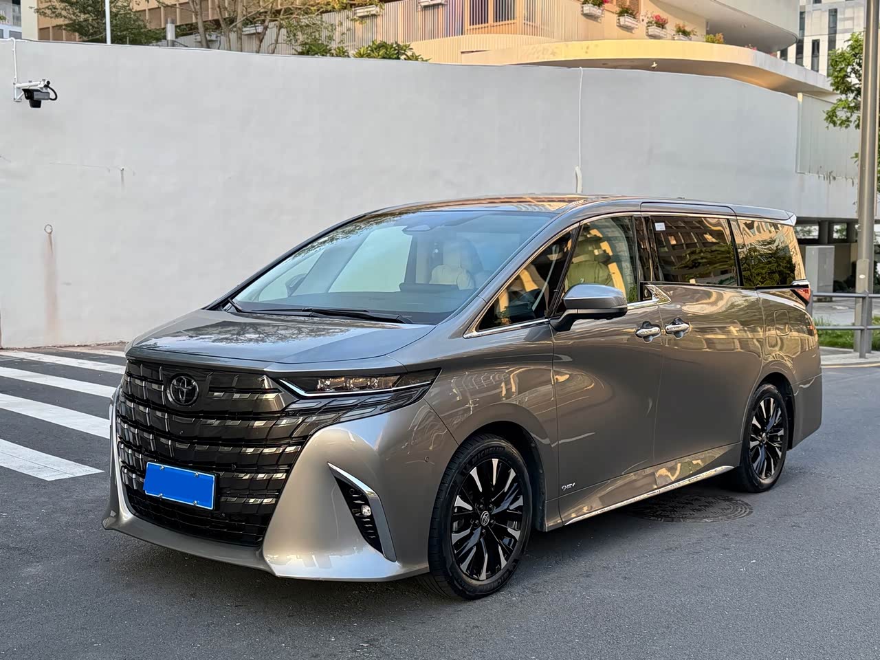 Alphard 2024 Hybrid 2.5L Exclusive