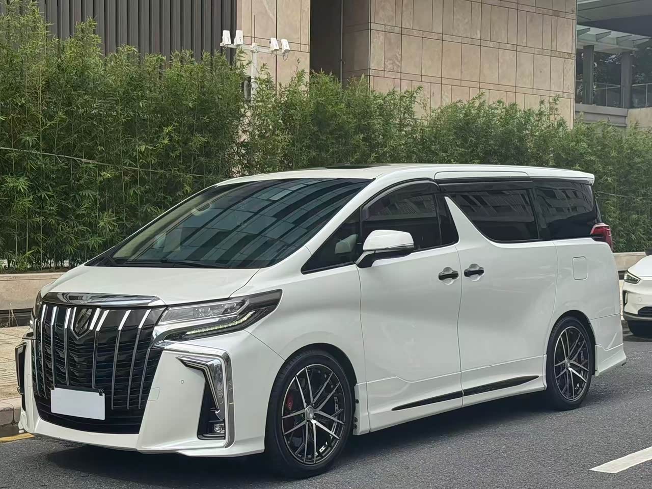 Alphard 2018 Facelift 3.5L Luxury