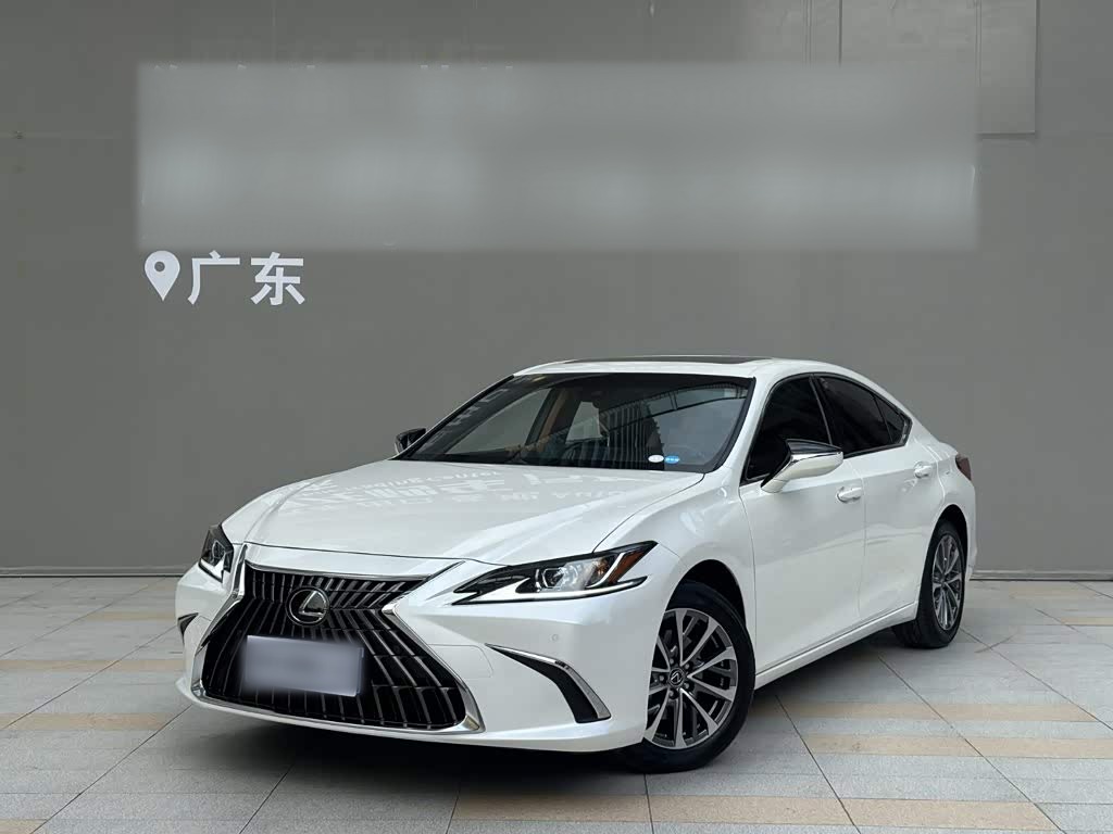 LexusES 2023 200 Excellence