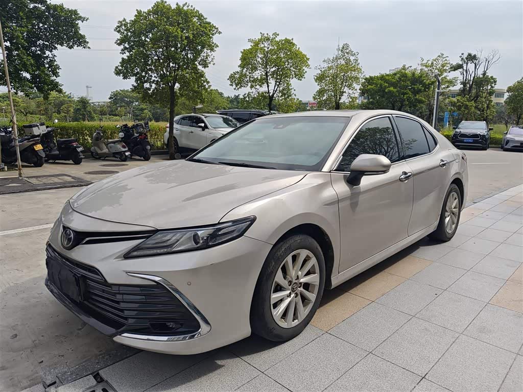 Camry 2021 2.0G Luxury