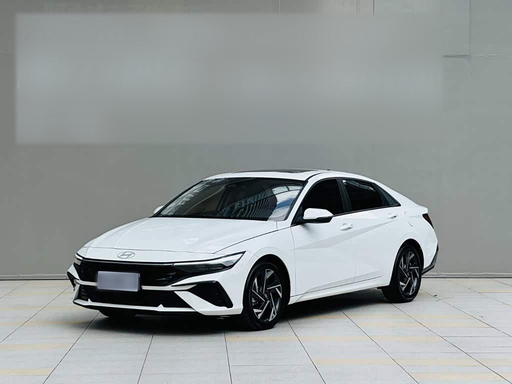 Elantra 2023 1.5L CVT LUX Premium