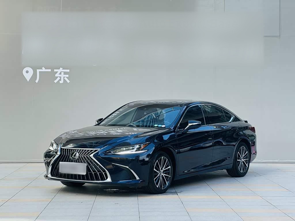 LexusES 2022 300h Exclusive
