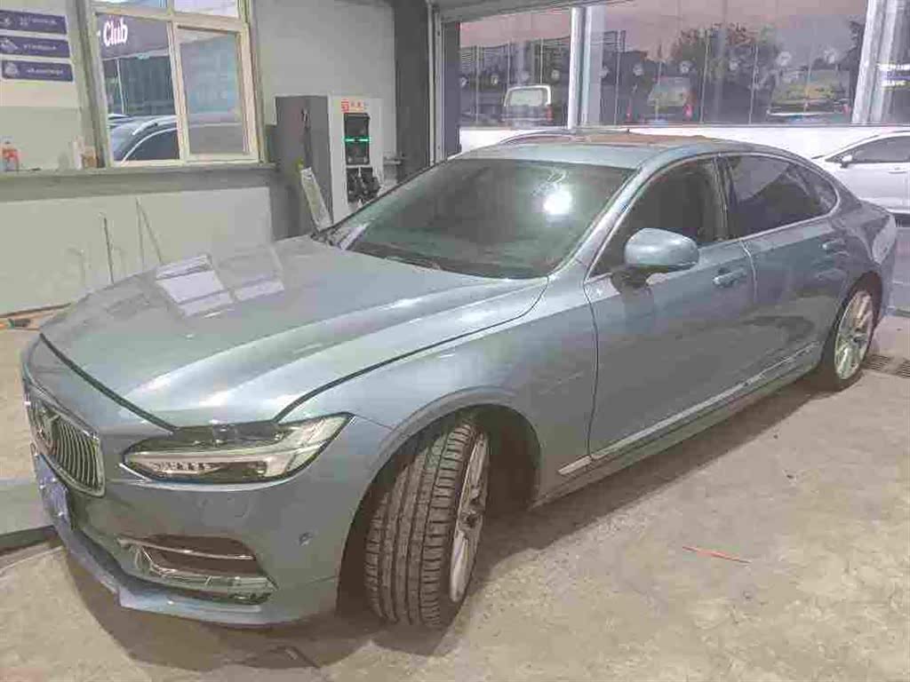 S90 2019 T5