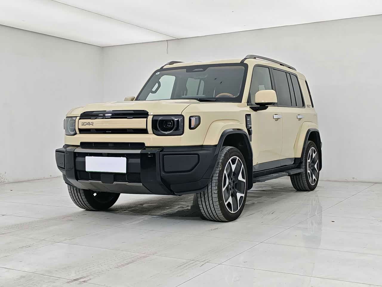 iCAR V27 2026 200KM AWD 500