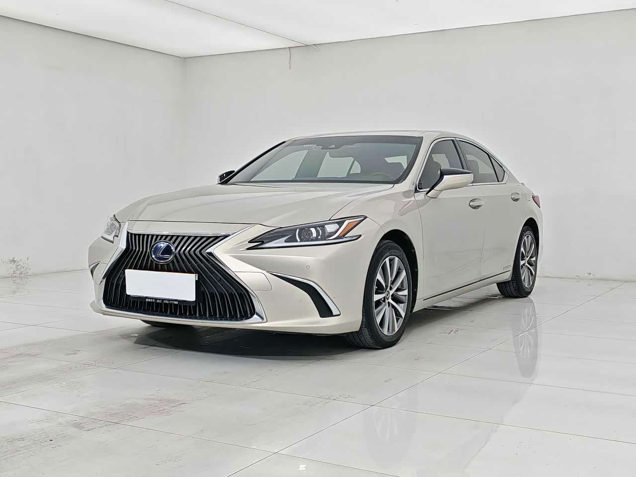 LexusES 2021 300h Excellence