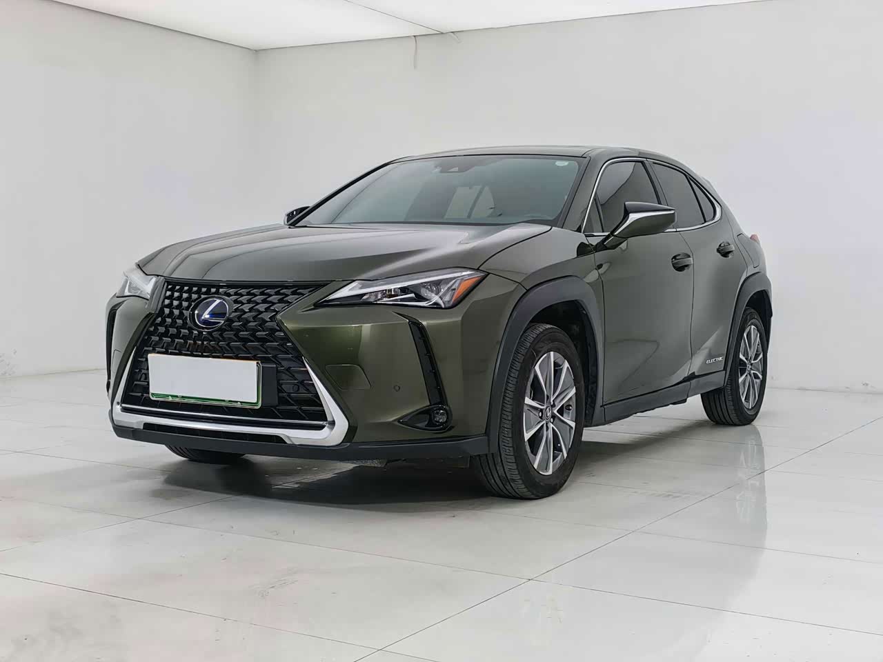 LexusUX EV 2020 300e